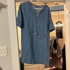 Vineyard vines denim dress